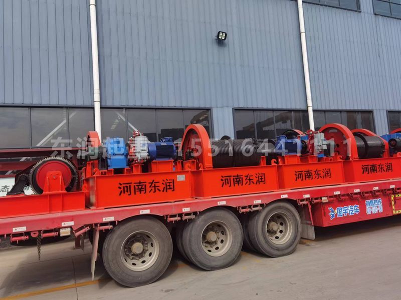 東北恒如水電站QP2x500kn雙吊點啟閉機發(fā)貨